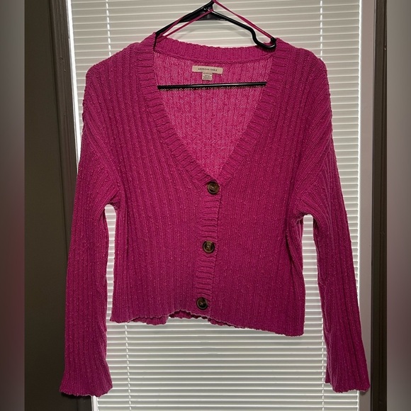 American Eagle Outfitters Sweaters - American Eagle Women’s Cropped Ribbed Relaxed Fit Fuschia Pink Cardigan Sz XS